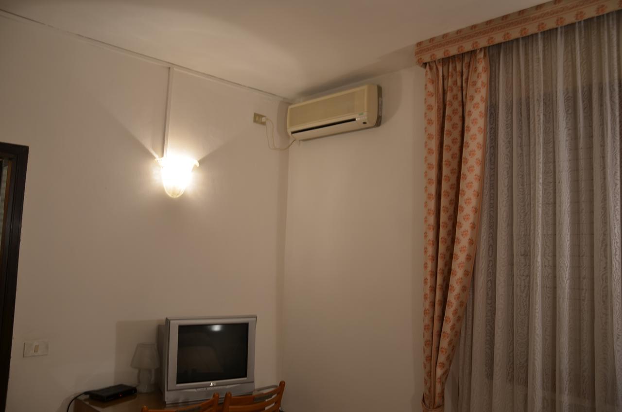 Hotel Arcella Падуя Экстерьер фото